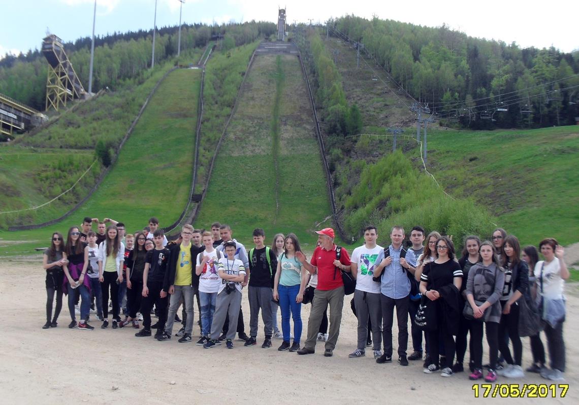 Wycieczka klasy drugiej i trzeciej gimnazjum